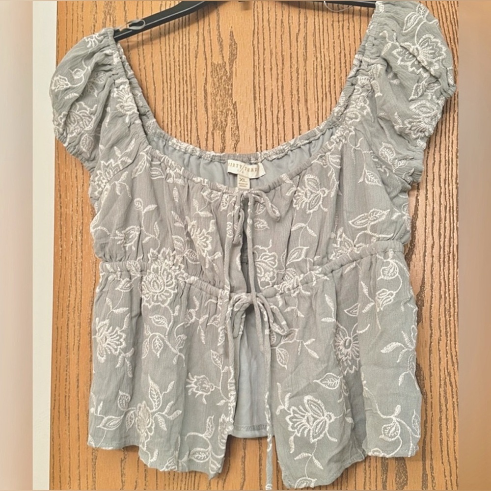Chic Green Floral Blouse with White Accents